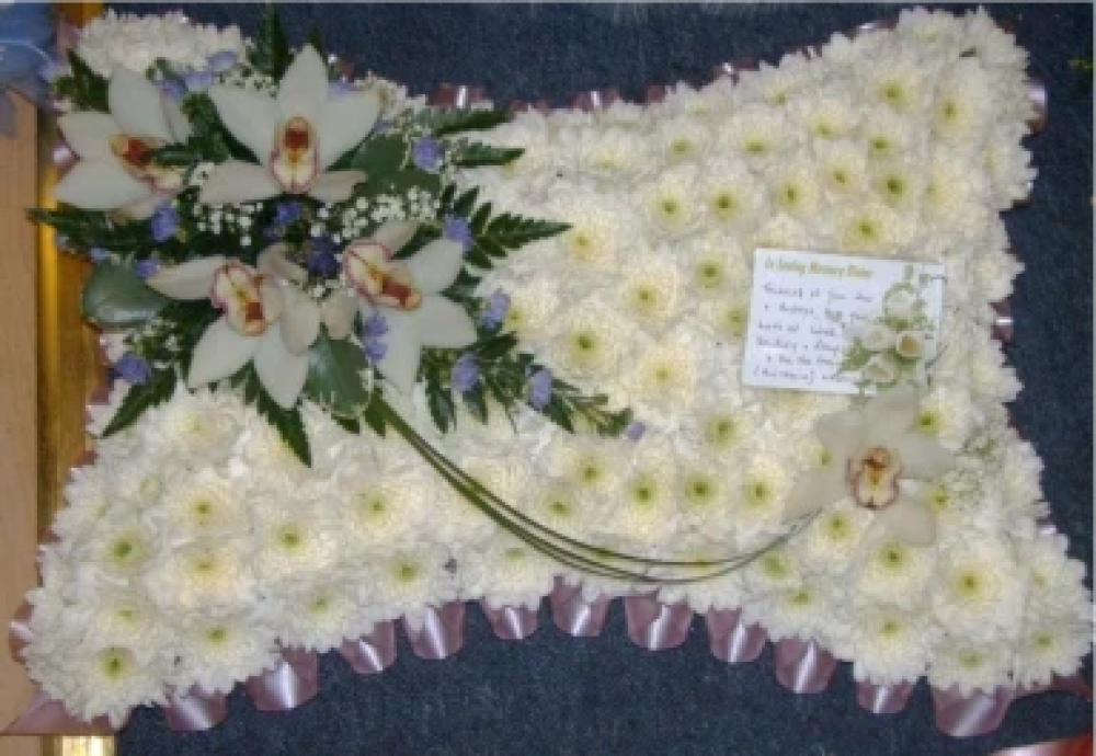 A classic Pillow design from our 'Sylvia' collection